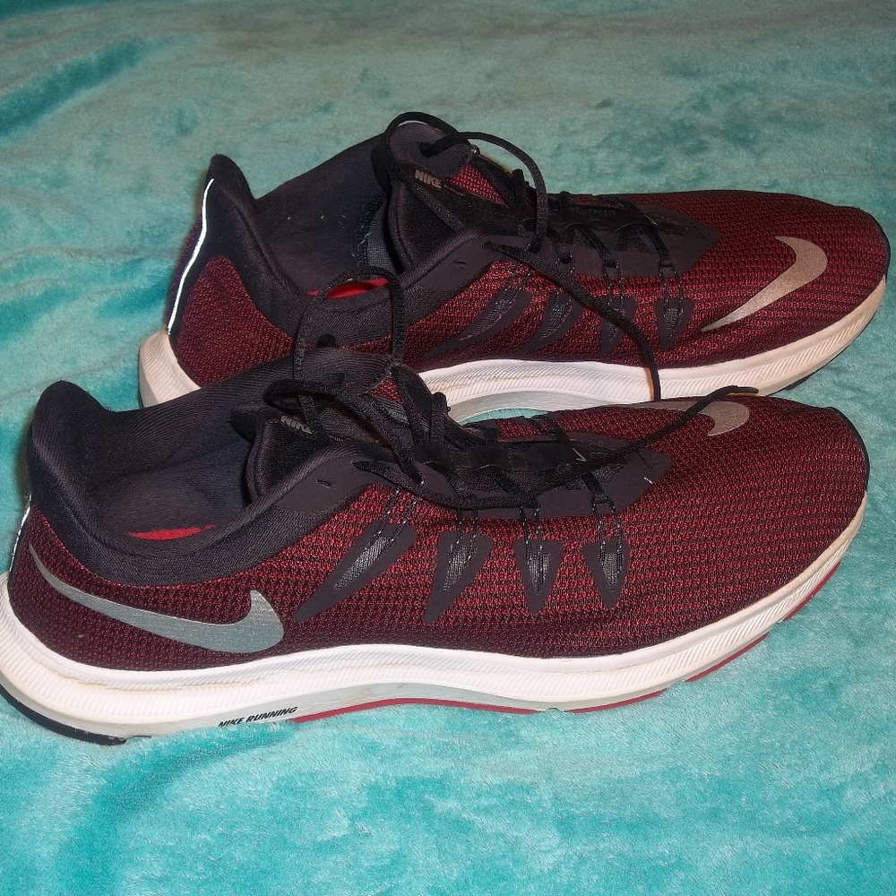 Nike "Quest" Running Shoes Size 13